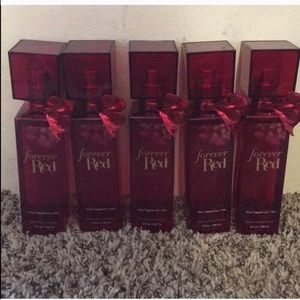 5 Forever Red Body Sprays